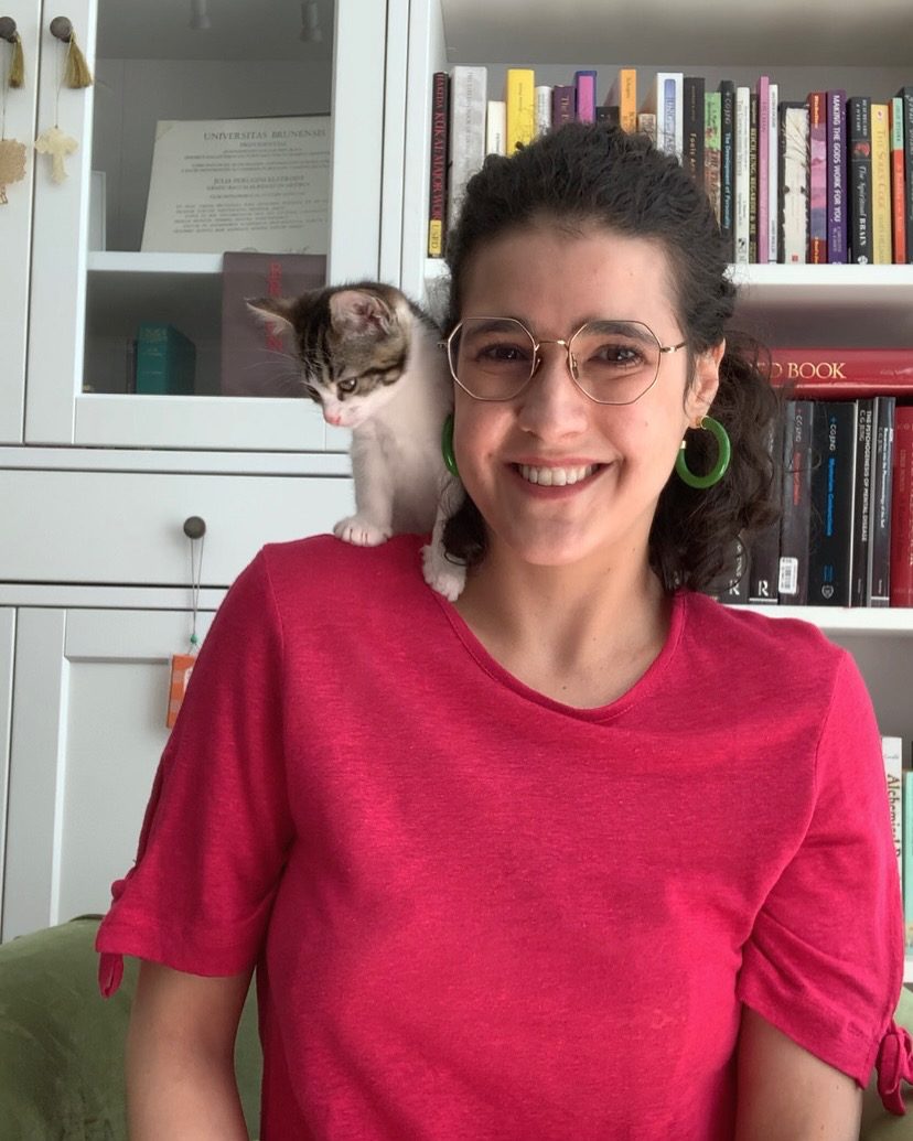 Julia Elstrodt London-based psychotherapist with Luna